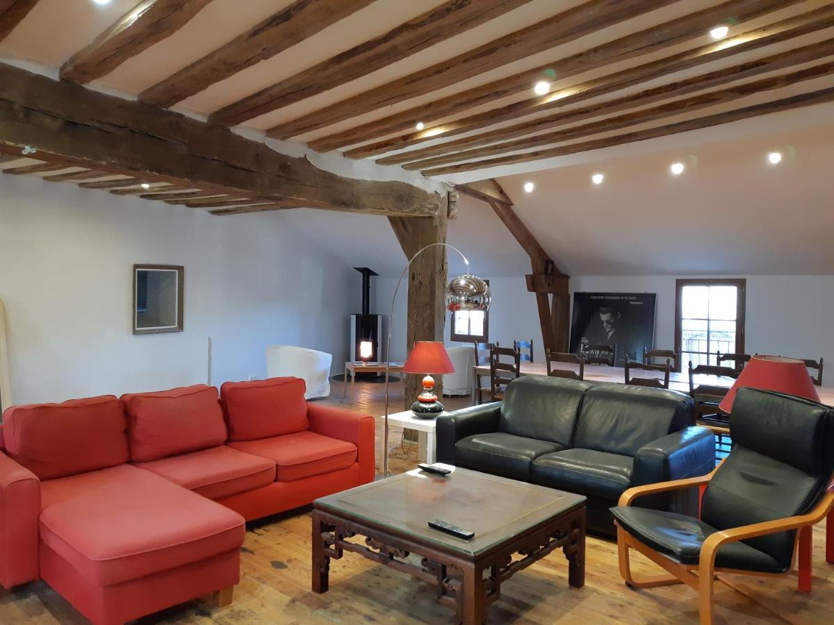 Вилла Le Refuge D'Athena Chaussy  Экстерьер фото
